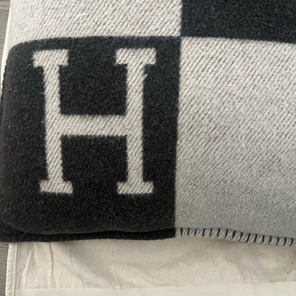 Hermes classic cushions - Picture 7 of 11